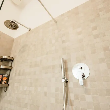 Happy Spazioso Trilocale A Due Passi Dal Centro Boloňa