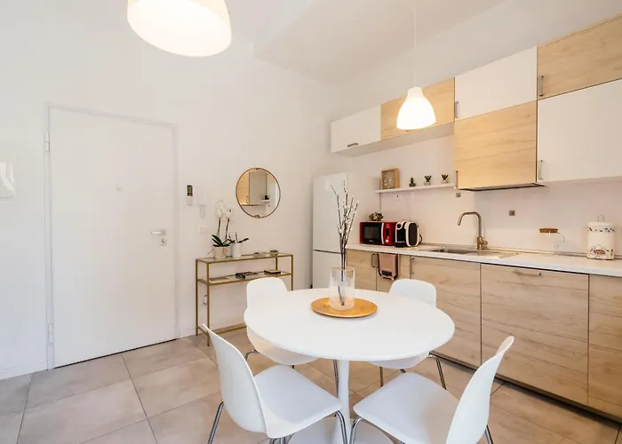 Happy Spazioso Trilocale A Due Passi Dal Centro Lägenhet *