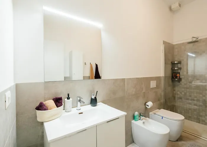 Happy Spazioso Trilocale A Due Passi Dal Centro Bologna