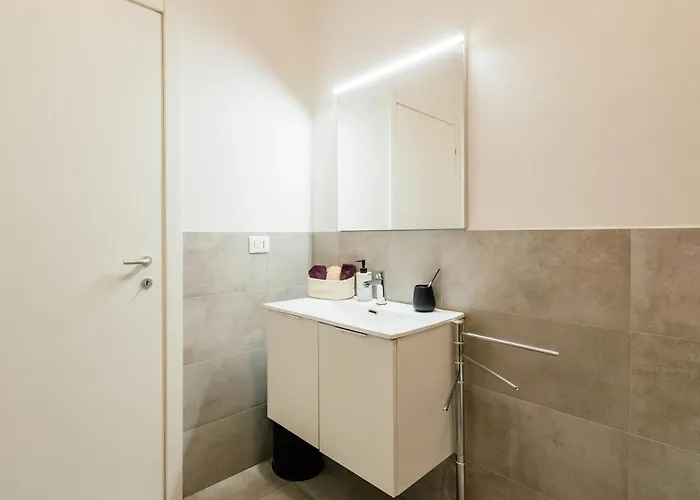 Happy Spazioso Trilocale A Due Passi Dal Centro Bologna