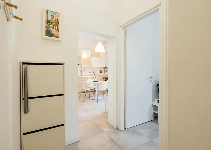 Happy Spazioso Trilocale A Due Passi Dal Centro Lägenhet