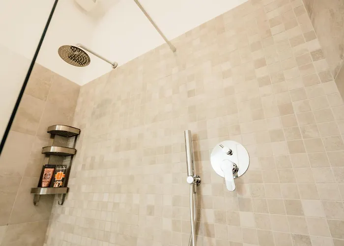 Happy Spazioso Trilocale A Due Passi Dal Centro Bologna