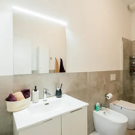 Happy Spazioso Trilocale A Due Passi Dal Centro Bolonya